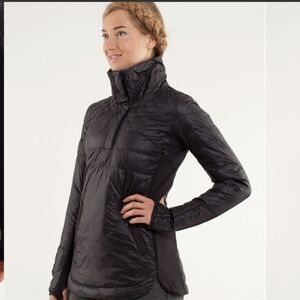 Lululemon What The Fluff Pullover Black EUC